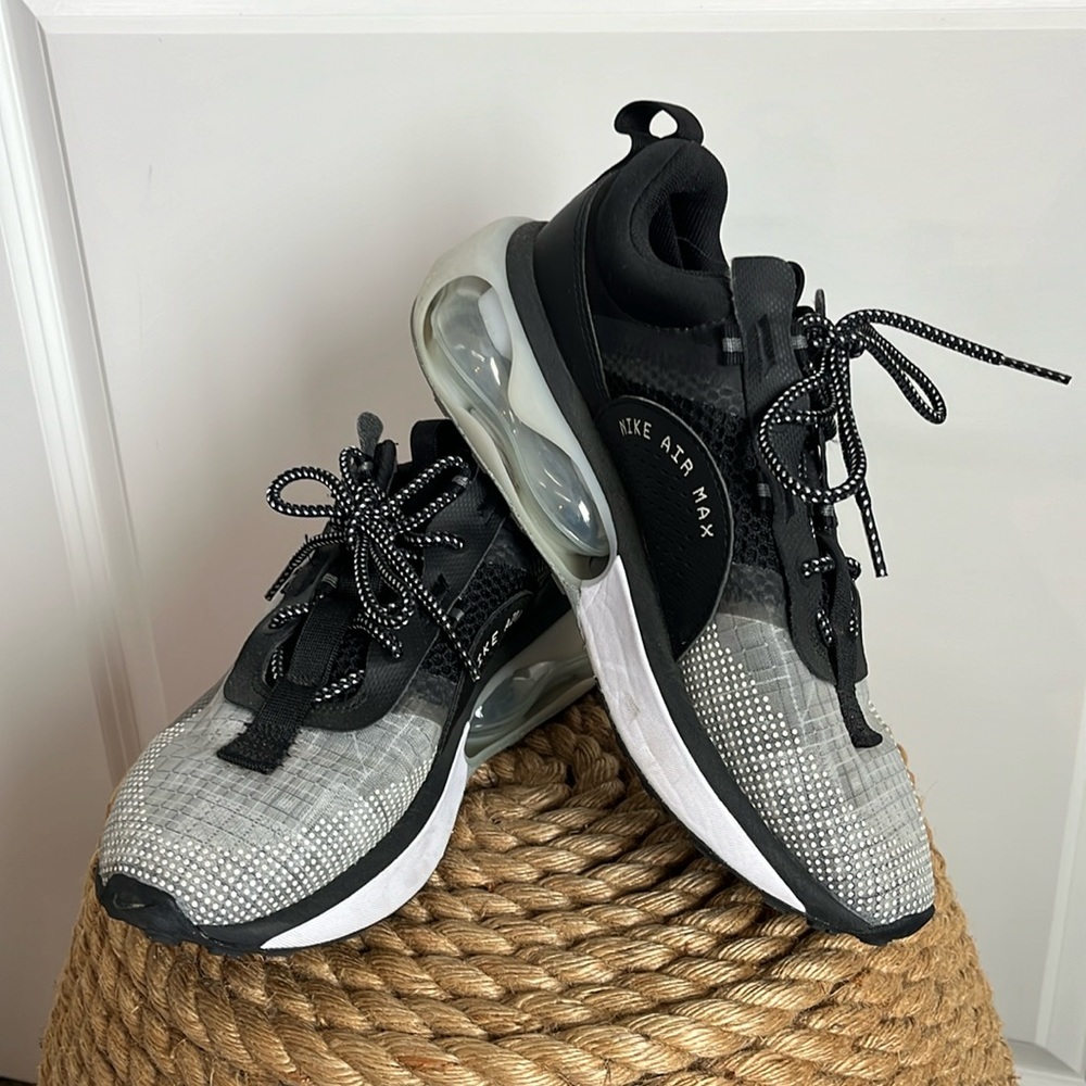 Nike Air Max 2021 Black Smoke Grey